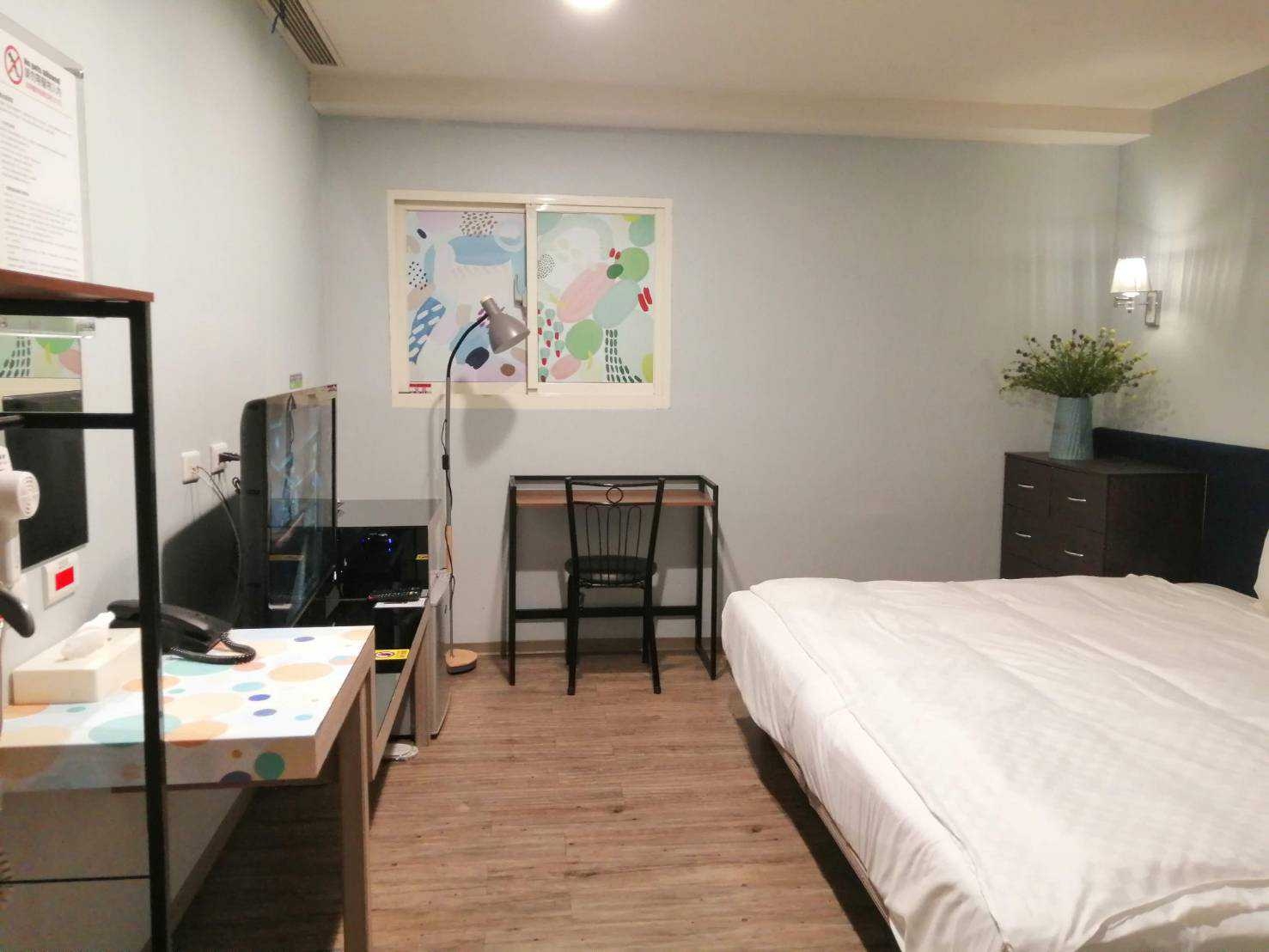 學生雙人套房，飯店式管理，近捷運生活機能便利
