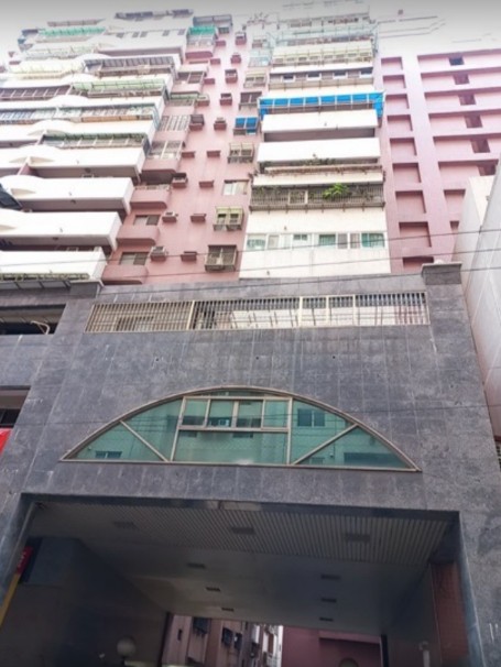近高醫大學，各項生活機能佳，房間採光佳