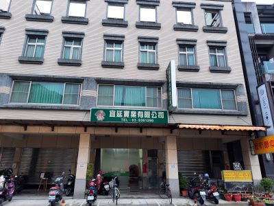 距宜蘭大學約400公尺，屋齡約6年