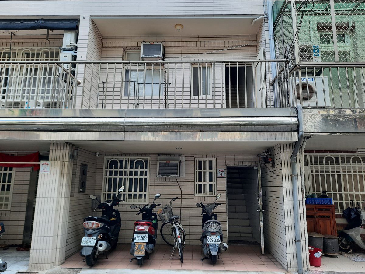 近宜大走路3分鐘，鄰近7-11及全聯，生活機能佳。