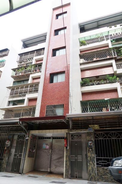 近高師大、交通便利、生活機能佳