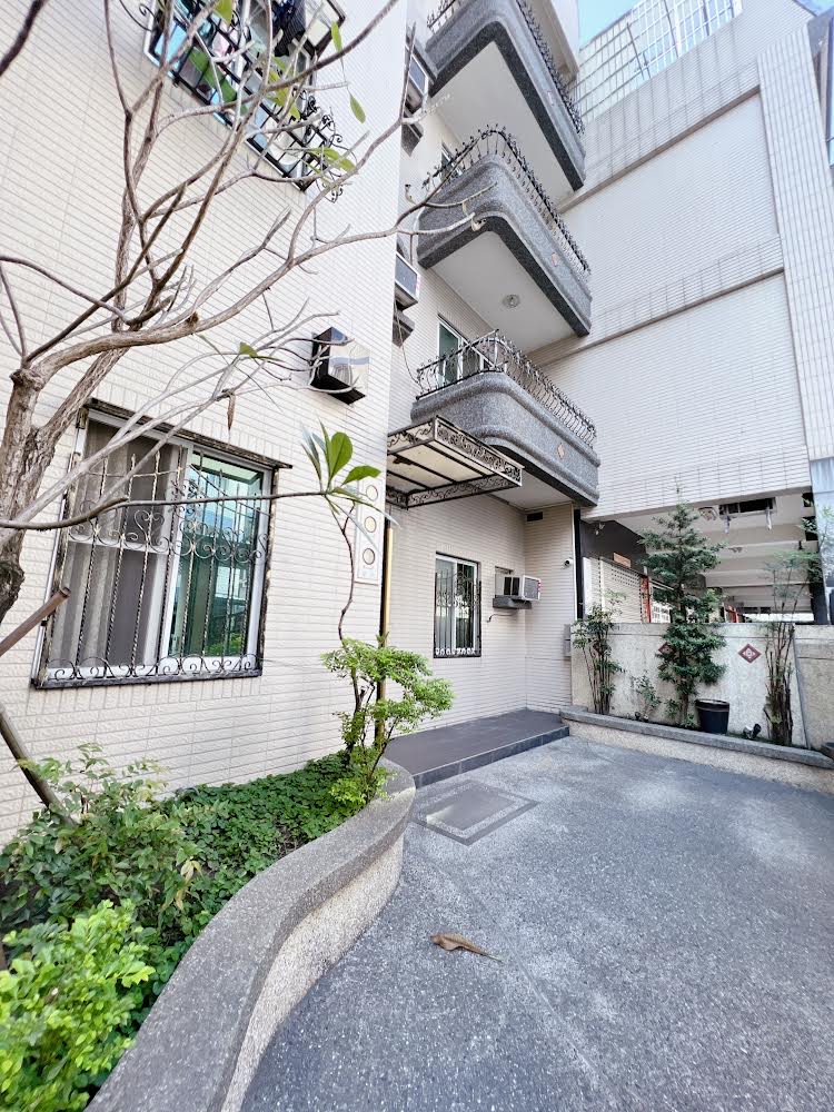 庭院別墅學生套房(單人、雙人)