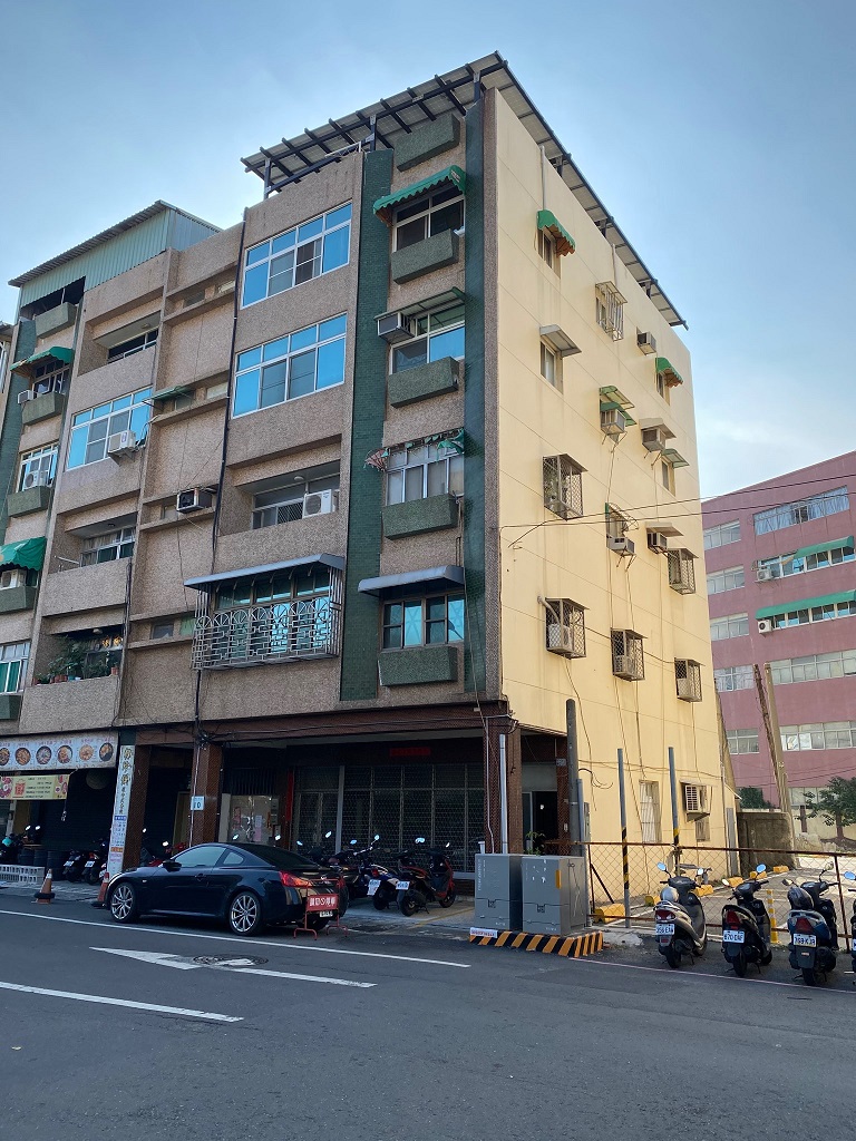 公寓出租，近中山大學與西子灣捷運站。