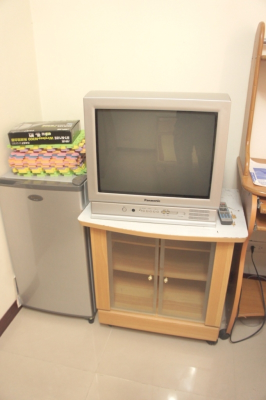 套房4間 Studio Apartments – 4 Units Available