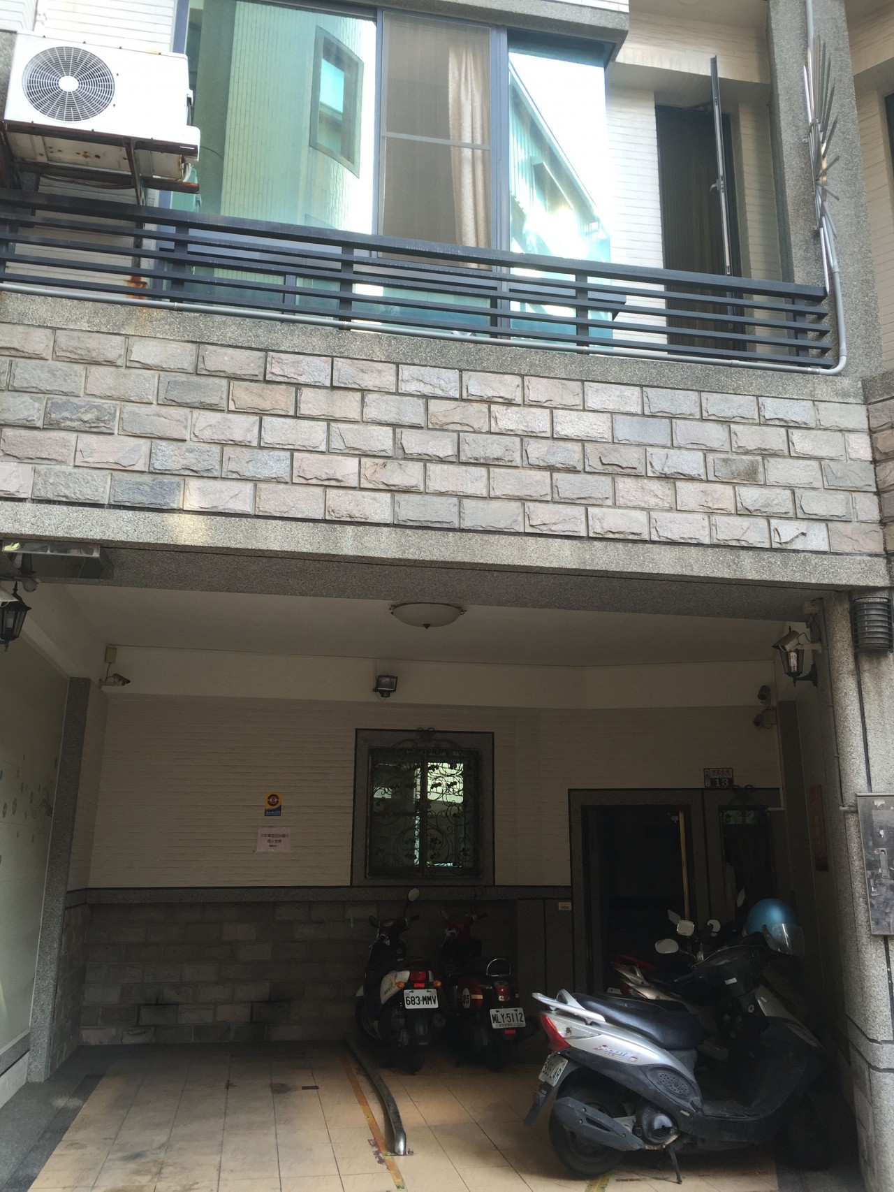 台南應用科大正門超值女生宿舍走路上學一分鐘